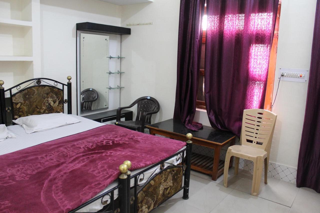 Sunset Backpackers Hostel Orchha Eksteriør billede